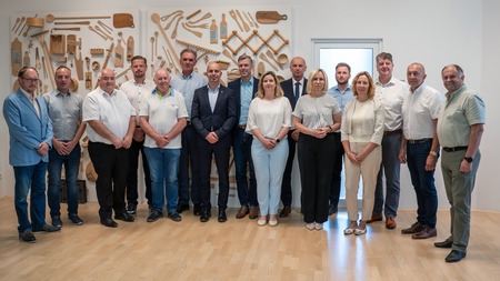 Župan Janez Kerin na srečanju v Ribnici