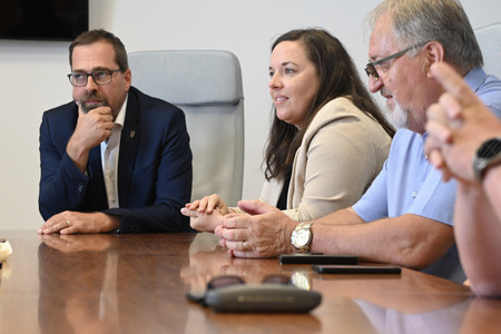 Podpis osemletne koncesijske pogodbe za izvajanje mestnega linijskega prevoza potnikov