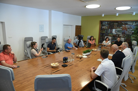 Podpis gradbene pogodbe za projekt Park urbanih športov – športno rekreacijski center