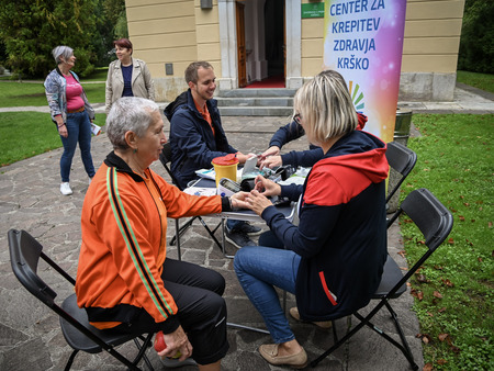 Evropski teden mobilnosti v Krškem začeli z vadbo »1000 gibov«