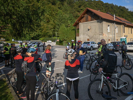 Uspešno izvedeno 1. kolesarjenje po poteh defibrilatorjev 