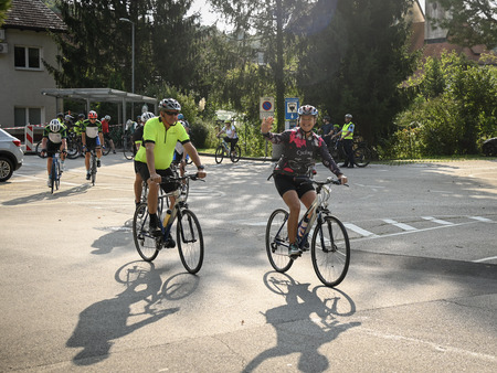 Uspešno izvedeno 1. kolesarjenje po poteh defibrilatorjev 