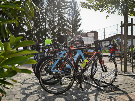 Uspešno izvedeno 1. kolesarjenje po poteh defibrilatorjev 