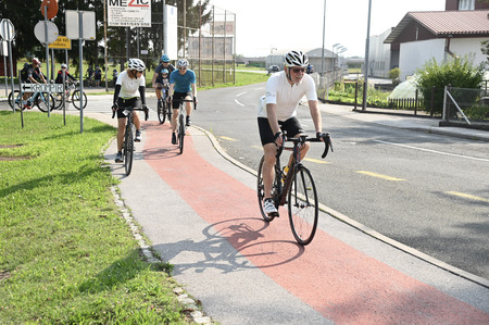 Uspešno izvedeno 1. kolesarjenje po poteh defibrilatorjev 