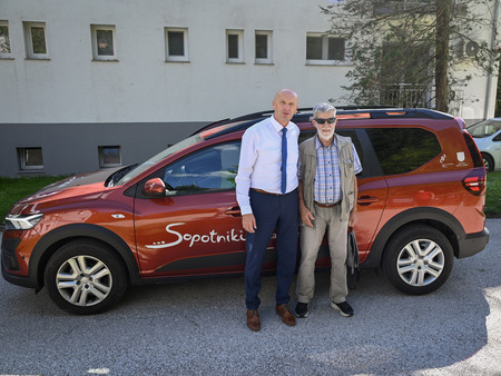 Župan sprejel prostovoljce projekta Sopotniki 