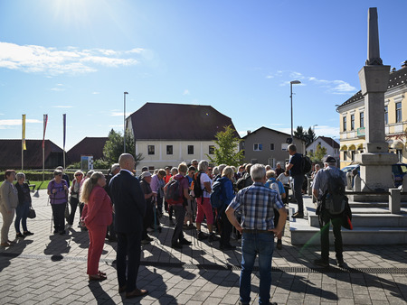 Pohod po mestni četrti Leskovec pri Krškem 
