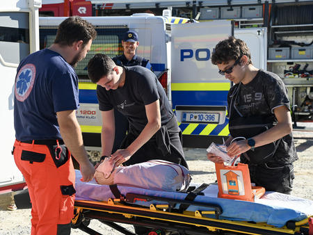 Dijaki in devetošolci sodelovali na delavnicah o varnosti v cestnem prometu