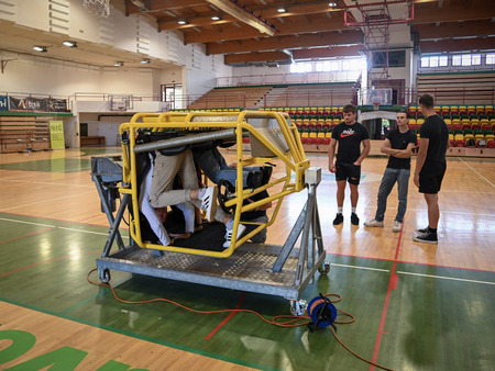 Dijaki in devetošolci sodelovali na delavnicah o varnosti v cestnem prometu