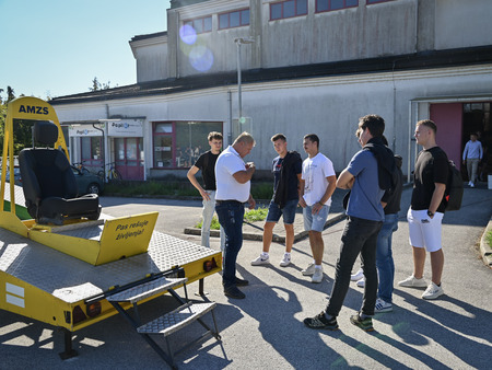 Dijaki in devetošolci sodelovali na delavnicah o varnosti v cestnem prometu