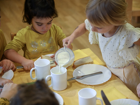 Tradicionalni slovenski zajtrk v Vrtcu Pravljica