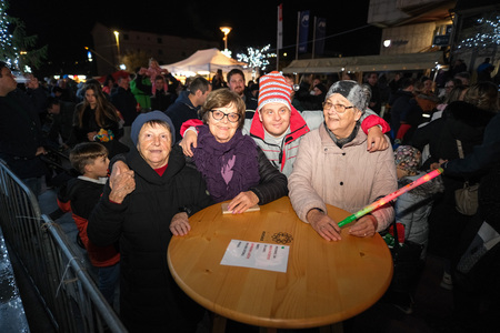 Prižig prazničnih luči v Krškem 