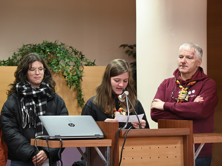Skavti prinesli luč miru na Mestno občino Krško