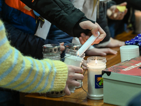 Skavti prinesli luč miru na Mestno občino Krško
