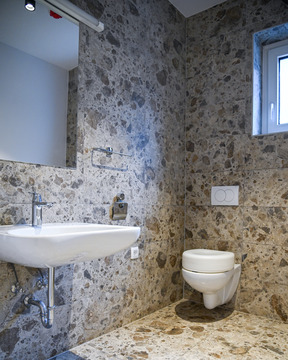 Zaključena 1. faza obnove koče na Bohorju