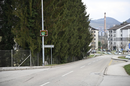 Prikazovalnik hitrosti na Leskovški cesti