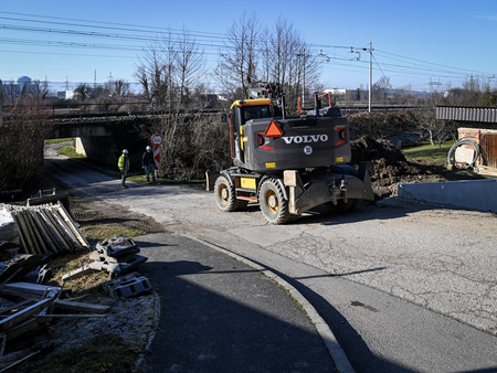 Pločniki & kolesarska povezava Krško-Stari Grad