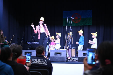 Prireditev ob svetovnem dnevu Romov