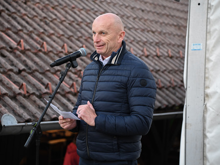 Na Trški Gori zagorel jubilejni 40. prvomajski kres