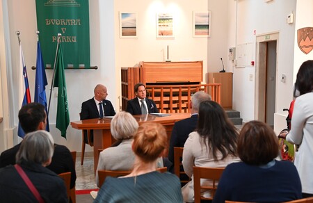 Podpis pogodbe za novogradnjo Osnovne šole dr. Mihajla Rostoharja Krško