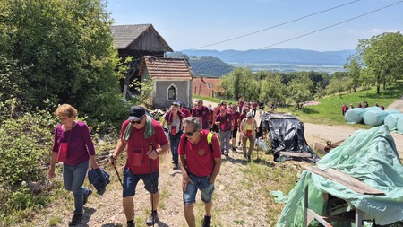 8. tradicionalni vinogradniški pohod