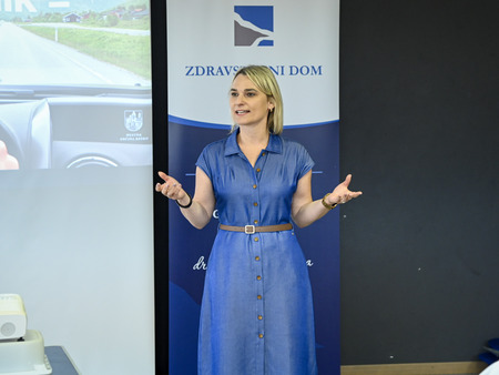 Priostne je pozdravila direktorica CKZ Krško Helena Žulič