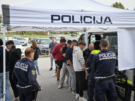 Predavanja za dijake