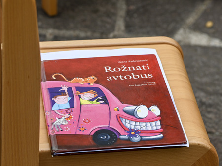 S pravljicami o pomenu trajnostne mobilnosti in varnosti v prometu 