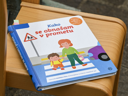 S pravljicami o pomenu trajnostne mobilnosti in varnosti v prometu 